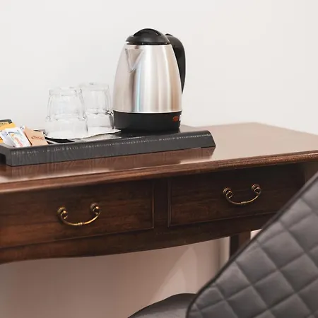 Carlo Felice Boutique