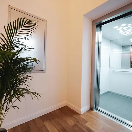 Carlo Felice Boutique