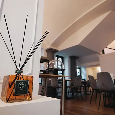 Отель Carlo Felice Boutique