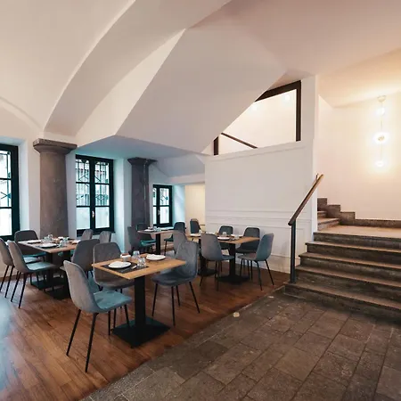 Carlo Felice Boutique Turim