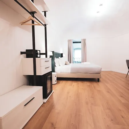 Hotel Carlo Felice Boutique 3*