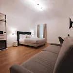 Carlo Felice Boutique 3* Turín