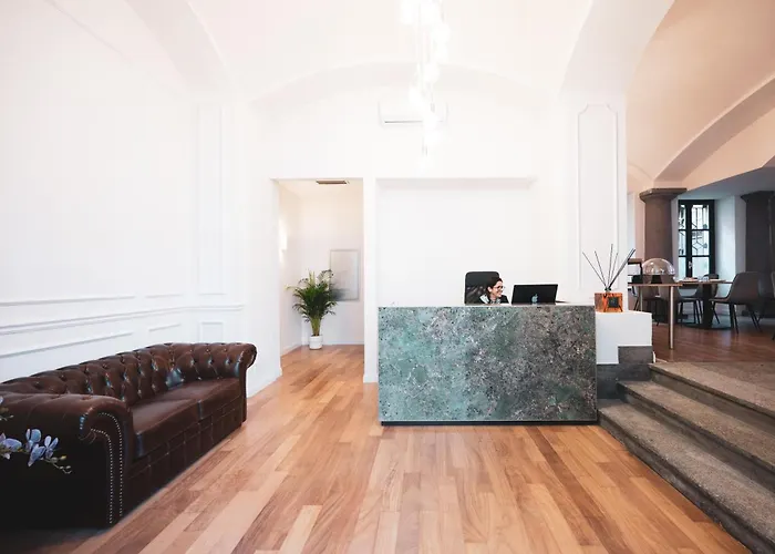 Carlo Felice Boutique 3* Turín