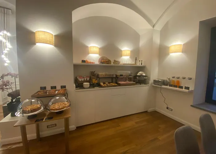 Carlo Felice Boutique