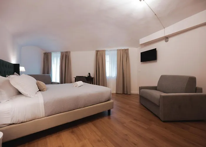 Carlo Felice Boutique Hotel 3*