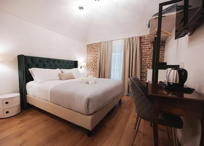 Carlo Felice Boutique 3*