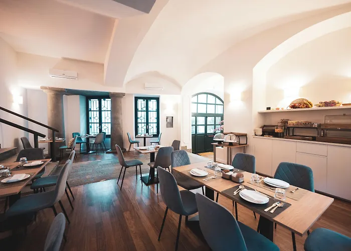 Carlo Felice Boutique 3* Turín
