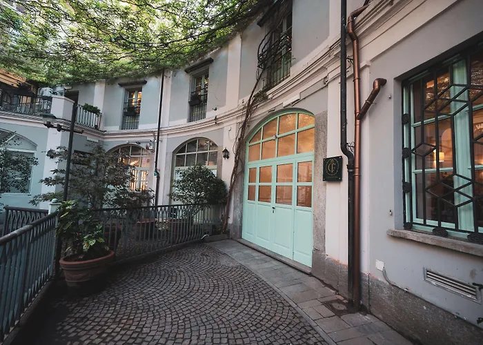 Carlo Felice Boutique 3*