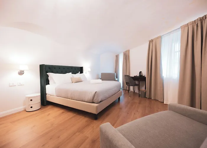 Carlo Felice Boutique Torino